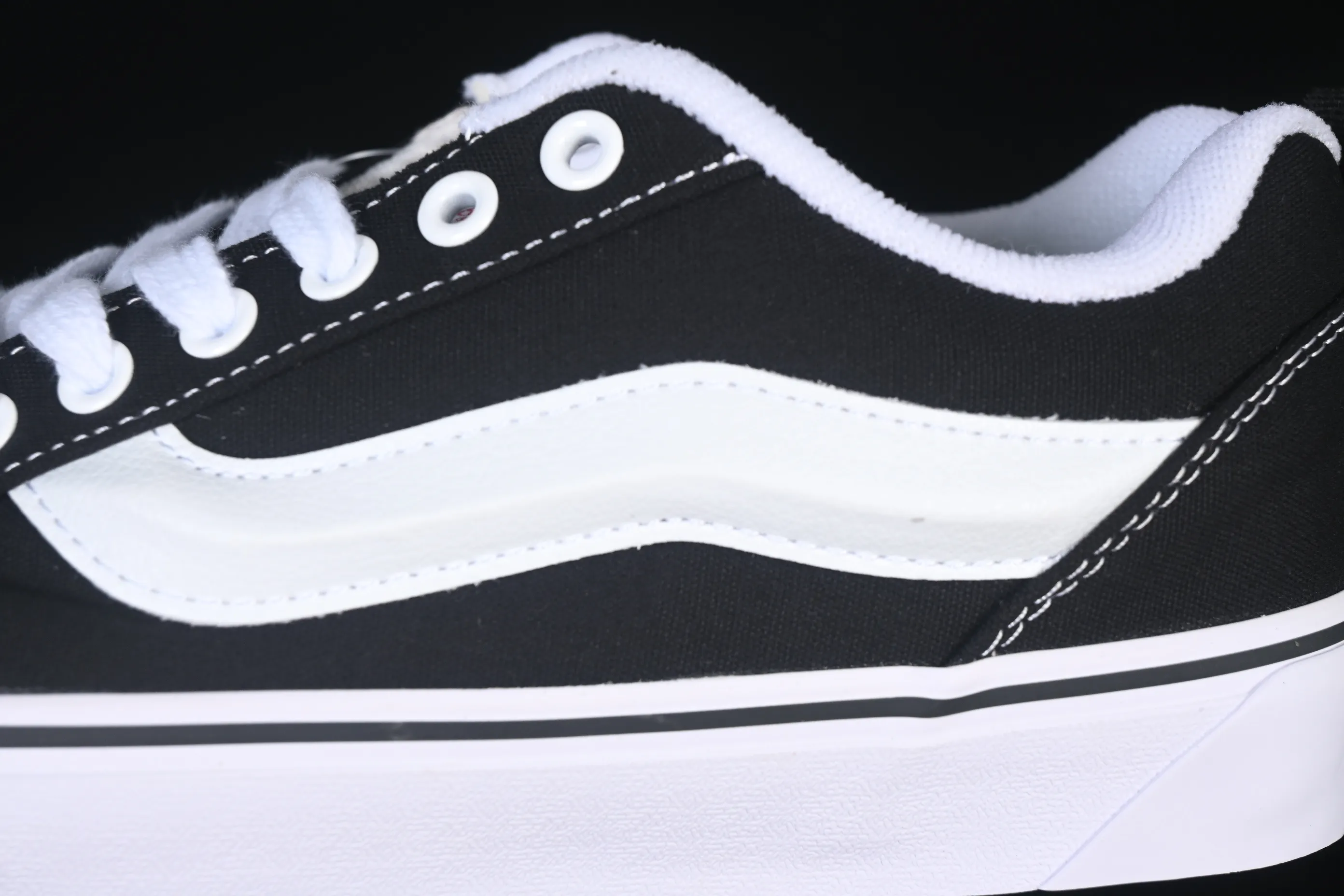All categories Vans Vans series Vans Low Vans low-top Vans Knu-Skool high street American retro casual canvas skateboard shoes VN0009QC6BK